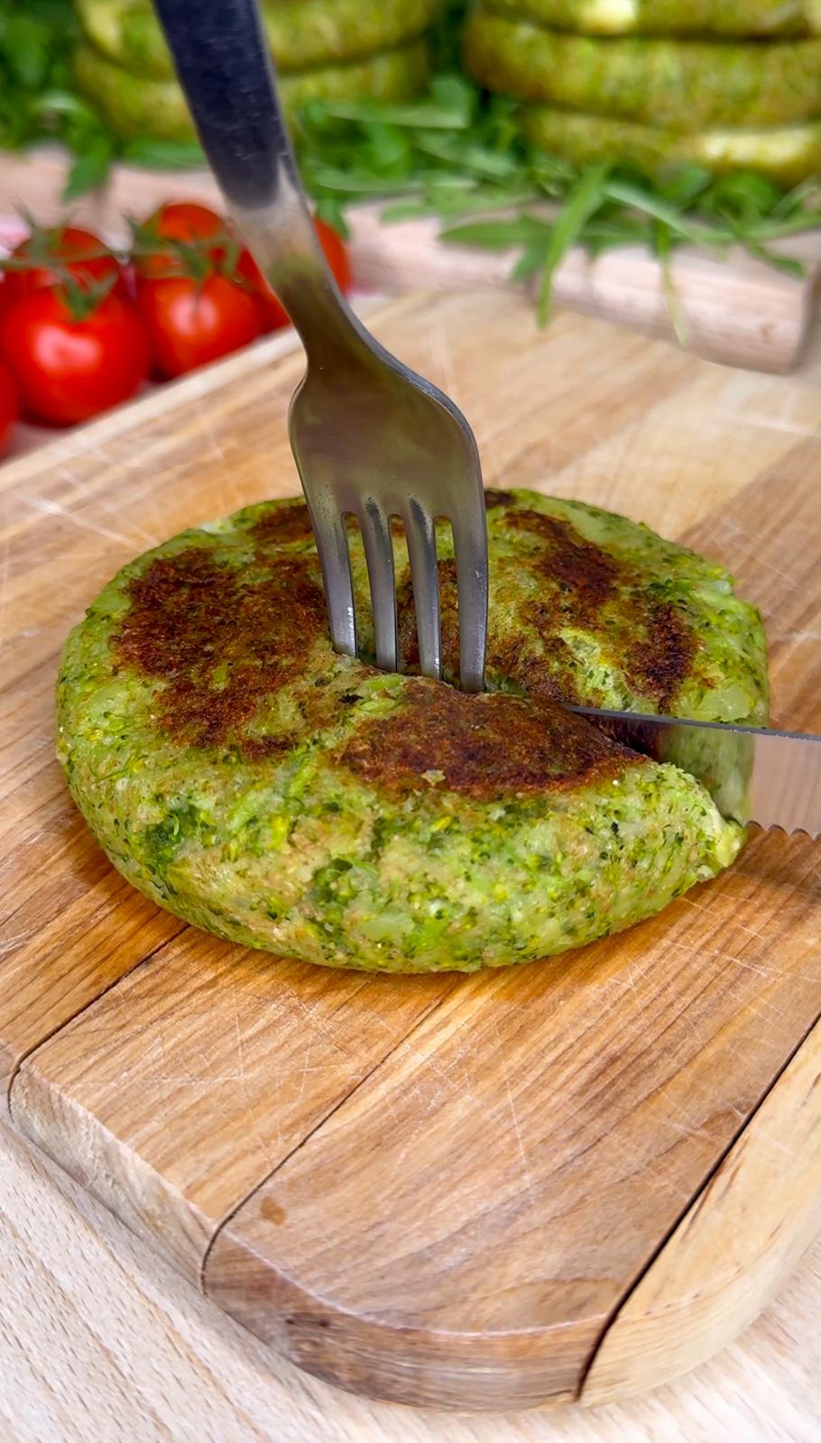 BURGER DI BROCCOLI SOLO 4 INGREDIENTI Senza pangrattato, senza farina, LOW CARB!